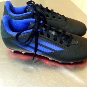Adidas Big Kid Predator Soccer Shoes